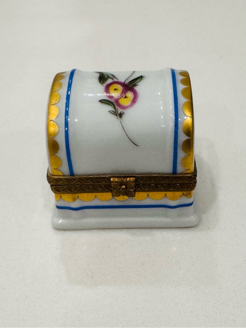 Vintages Limoges Trinket Box